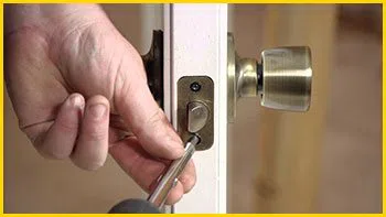 Metro Locksmith Services Bronx, NY 718-304-2941 - 14-install-new-lock